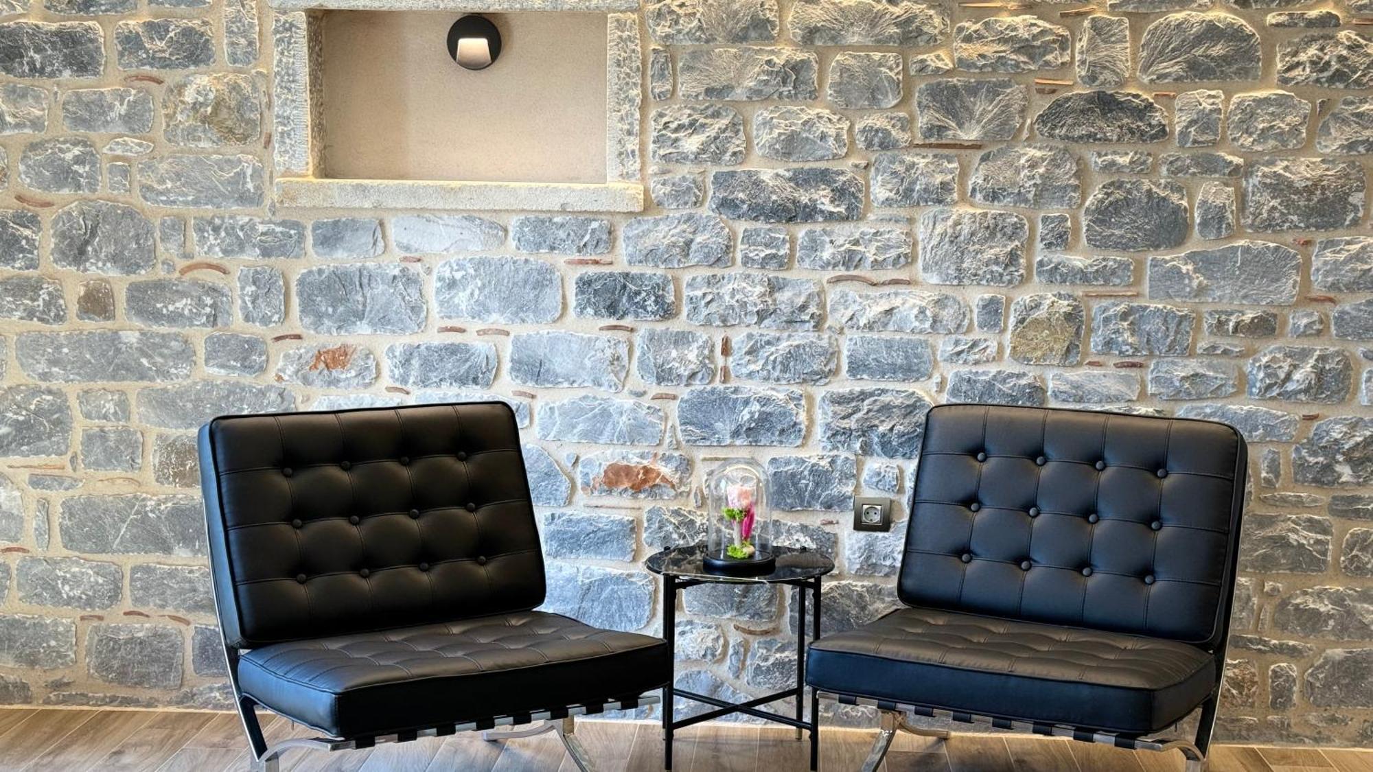 Manifest Boutique Hotel Oitylo Esterno foto
